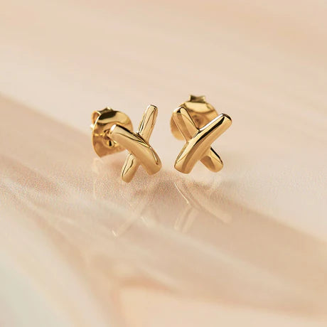 Kiss Stud Earring Gold