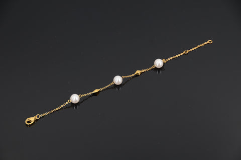 Beula Pearl Bracelet