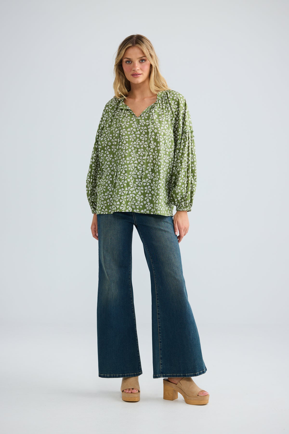 Allegria Top Sage Petal